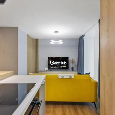 Train Station With Terrasse 1 Apartment